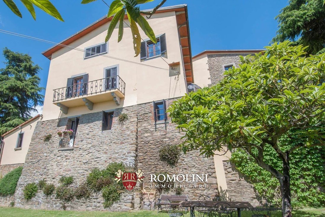 Villa in Center, Arezzo, Tuscany 2 - 15663155