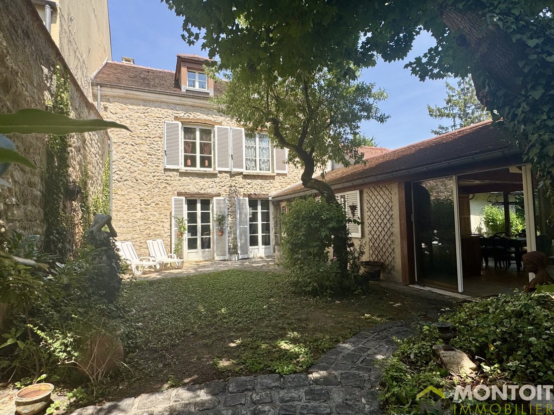 House in La Prevote, Thiais, France 1 - 16766497