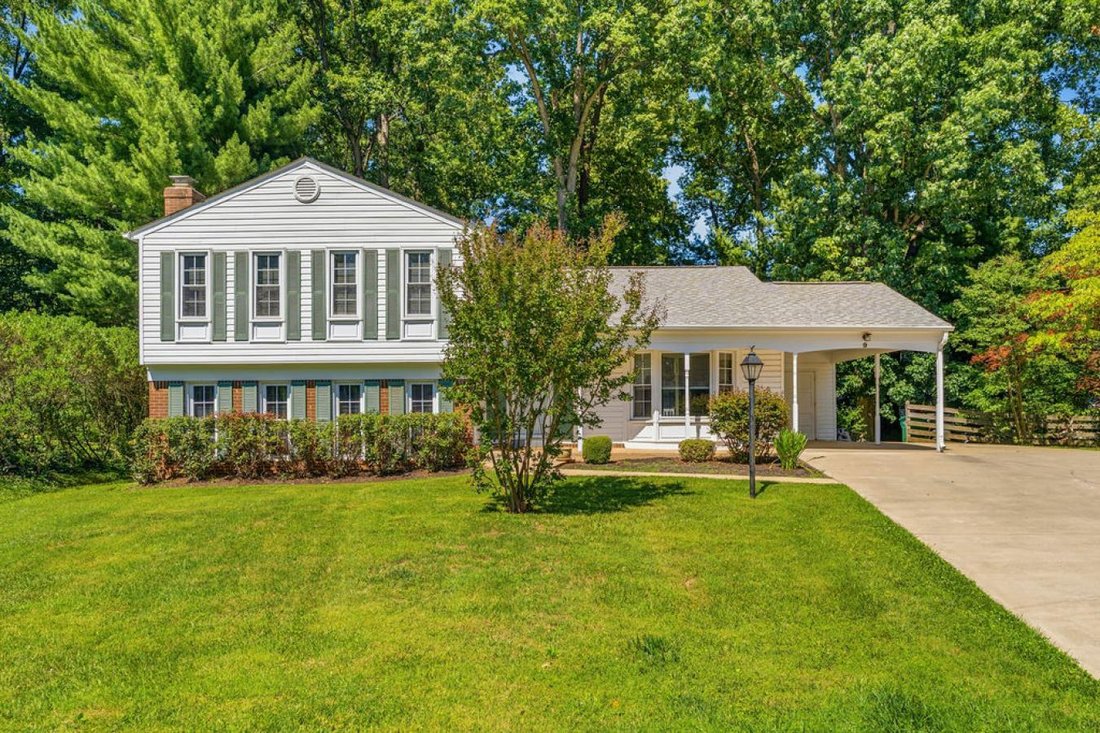 House in Gaithersburg, Maryland, United States 1 - 18289086