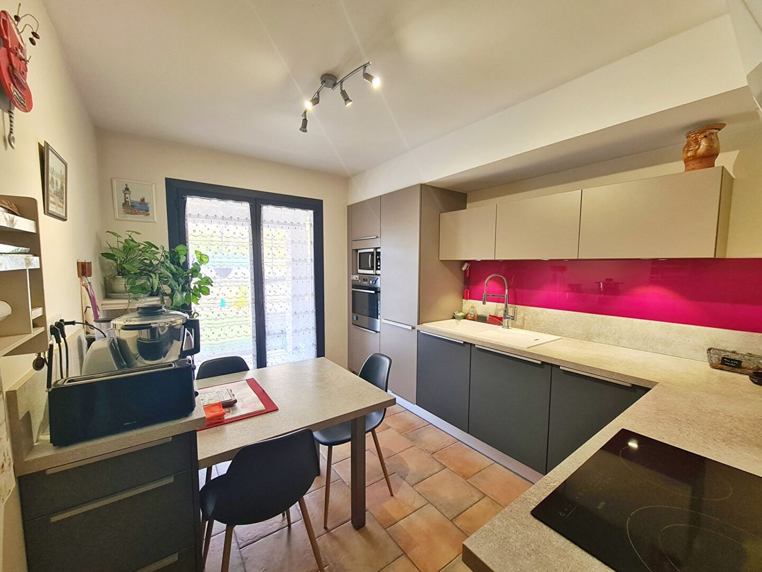 Villa in Nord, Sanary-sur-Mer, France 4 - 18286964