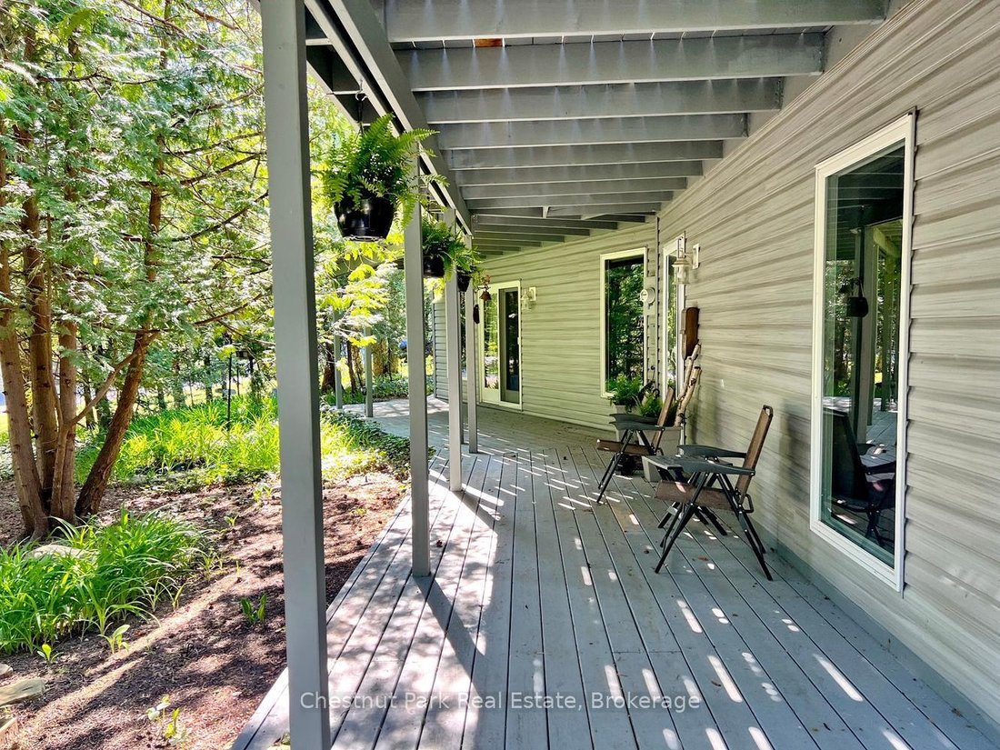 House in Clarksburg, Ontario, Canada 5 - 18143265