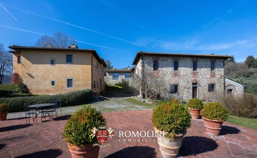 Estate in Rignano sull'Arno, Tuscany, Italy 1