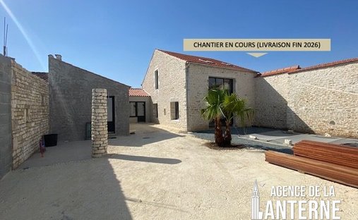 House in Saint-Pierre-d'Oléron, Nouvelle-Aquitaine, France 1