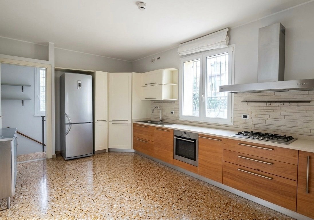 House in Arcella, Padua, Veneto 3 - 17104881