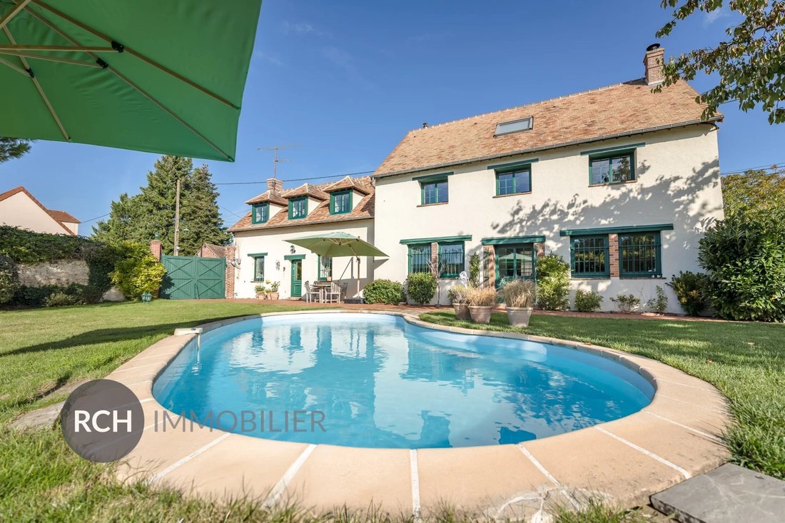 House in Houdan, Ile-de-France, France 1 - 18282356