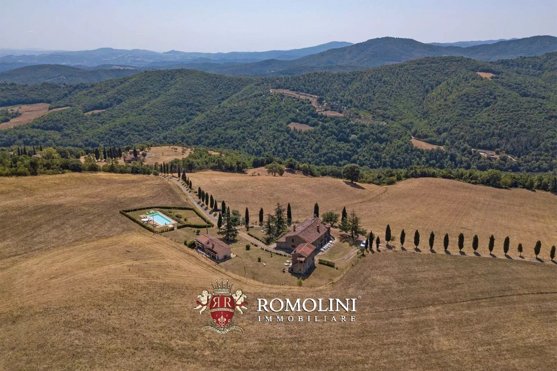 Estate in Anghiari, Tuscany, Italy 4 - 15665009