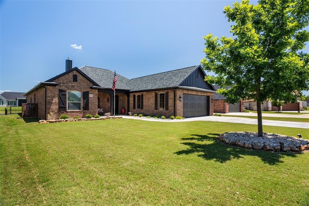 House in Granbury, Texas, United States 2 - 18285779