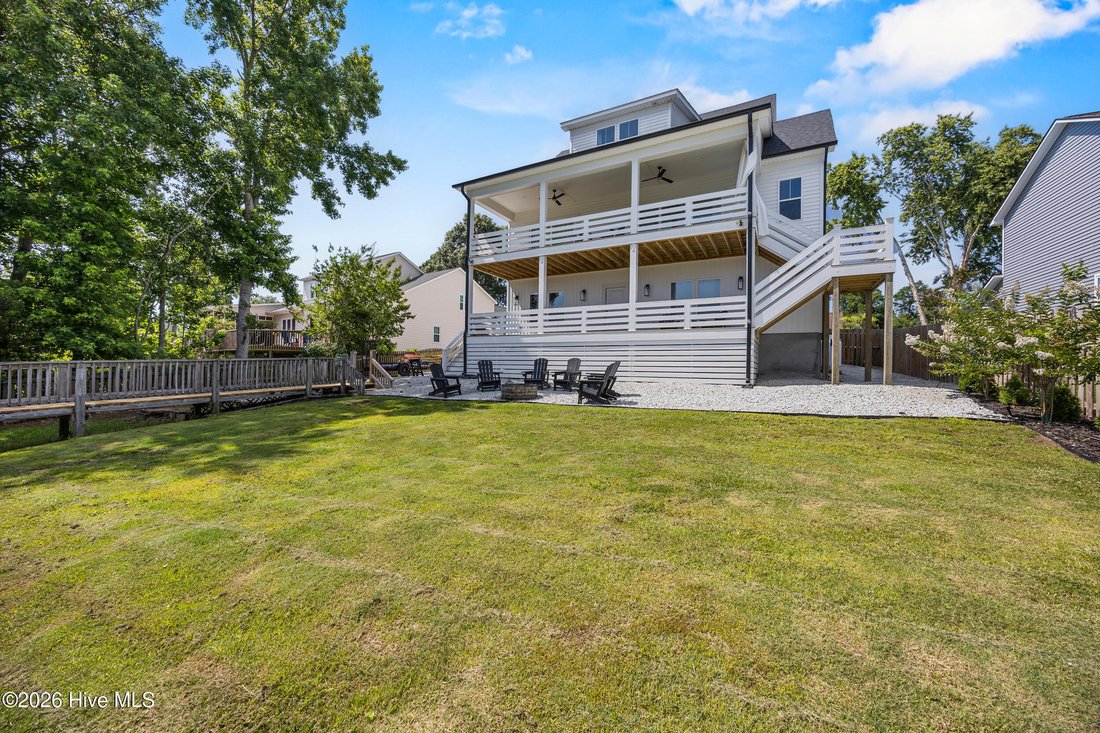 House in North Topsail Beach, North Carolina, United States 3 - 17372478