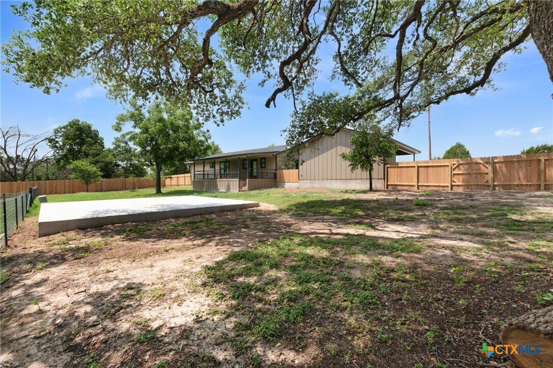 House in Lampasas, Texas, United States 3 - 18291968