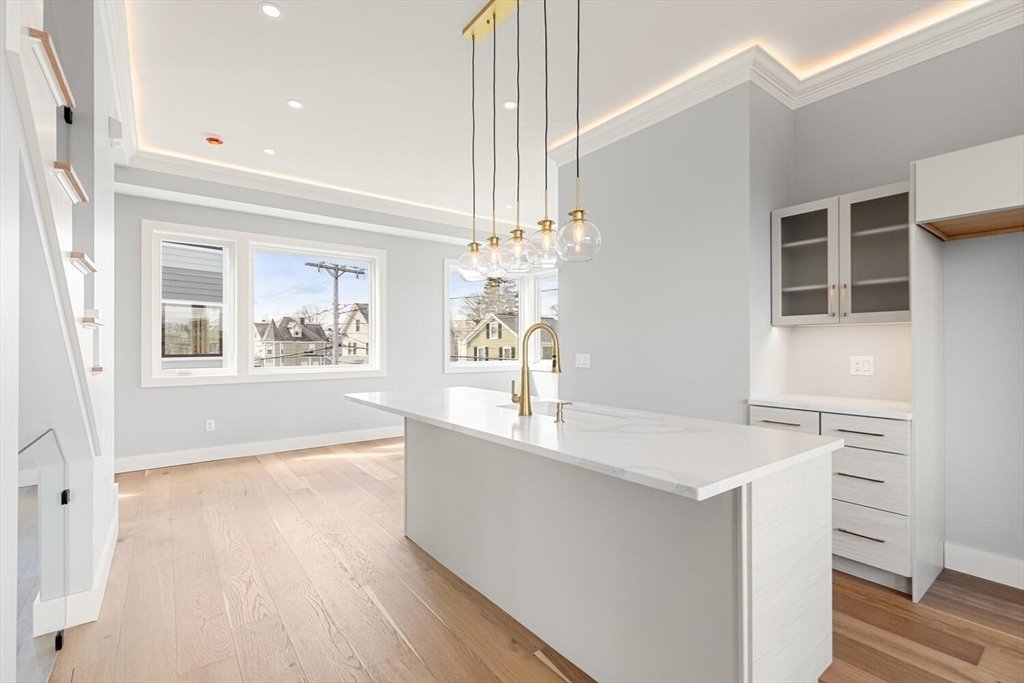 House in Waltham, Massachusetts, United States 4 - 18281807