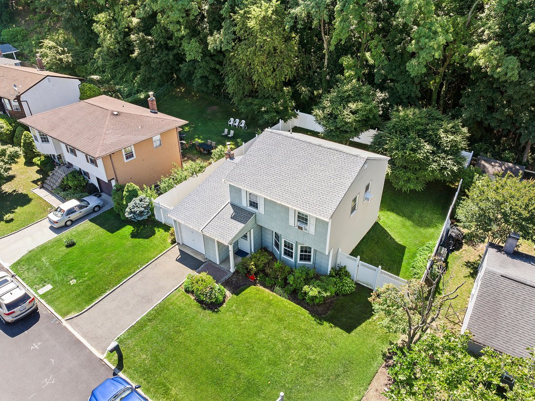 House in Glen Cove, New York, United States 4 - 18270096