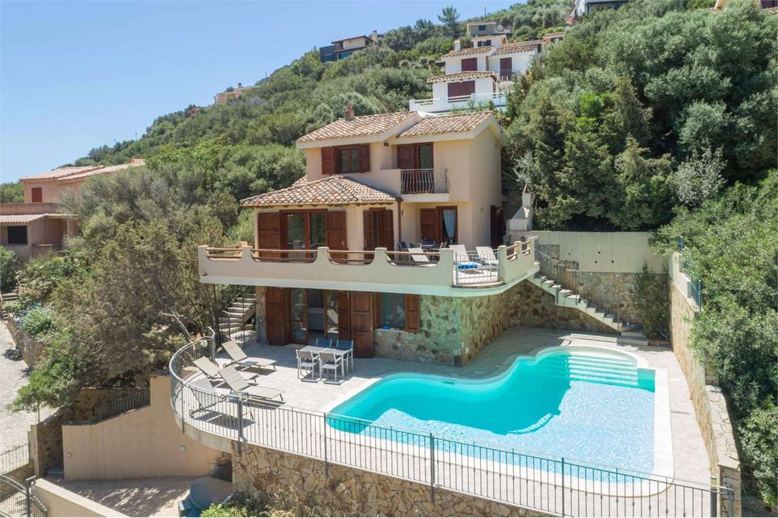 Villa in Maracalagonis, Sardinia, Italy 2 - 18292157