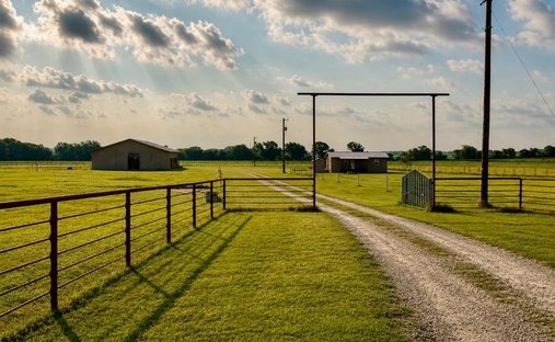 Land in Comanche, Texas, United States 1