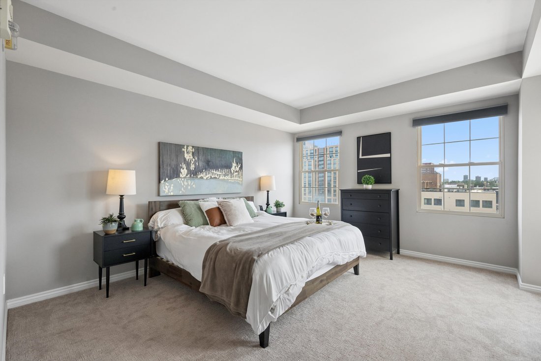 Condo in Denver, Colorado, United States 3 - 18288095