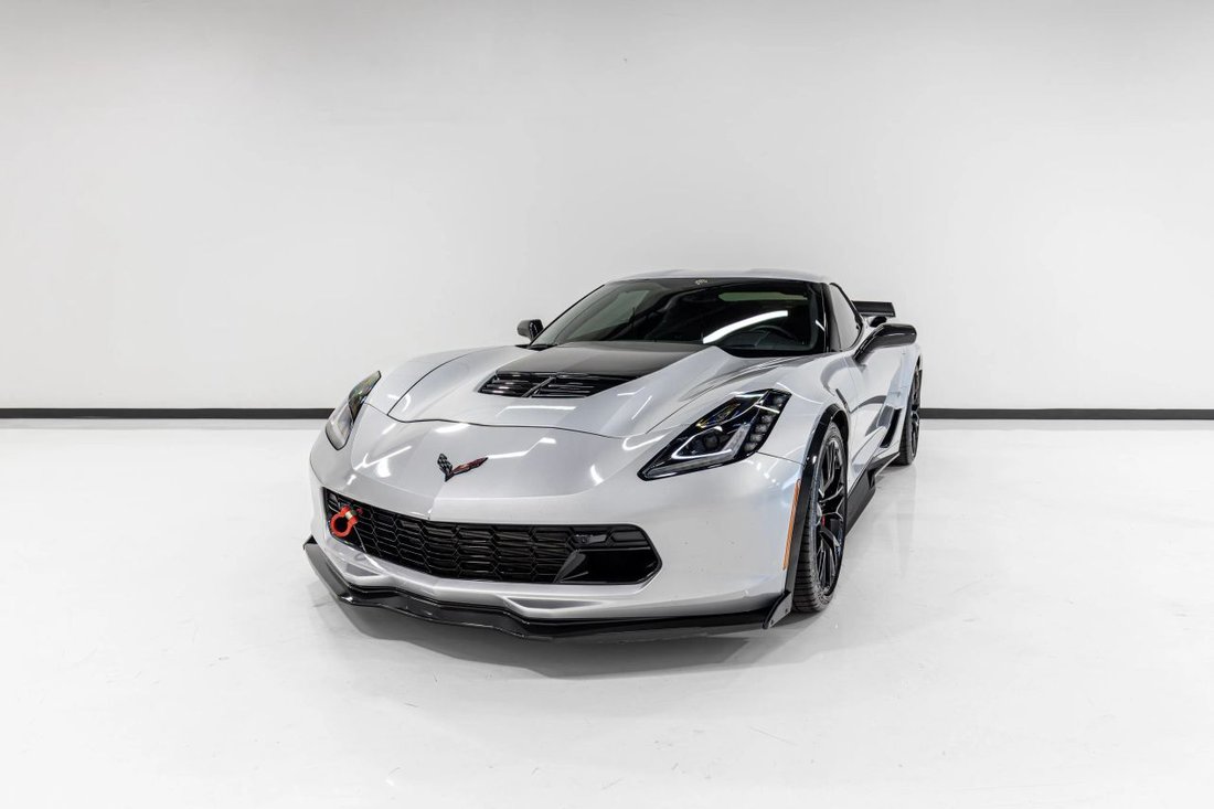 Coupe in Tempe, AZ, United States 1 - 18289848
