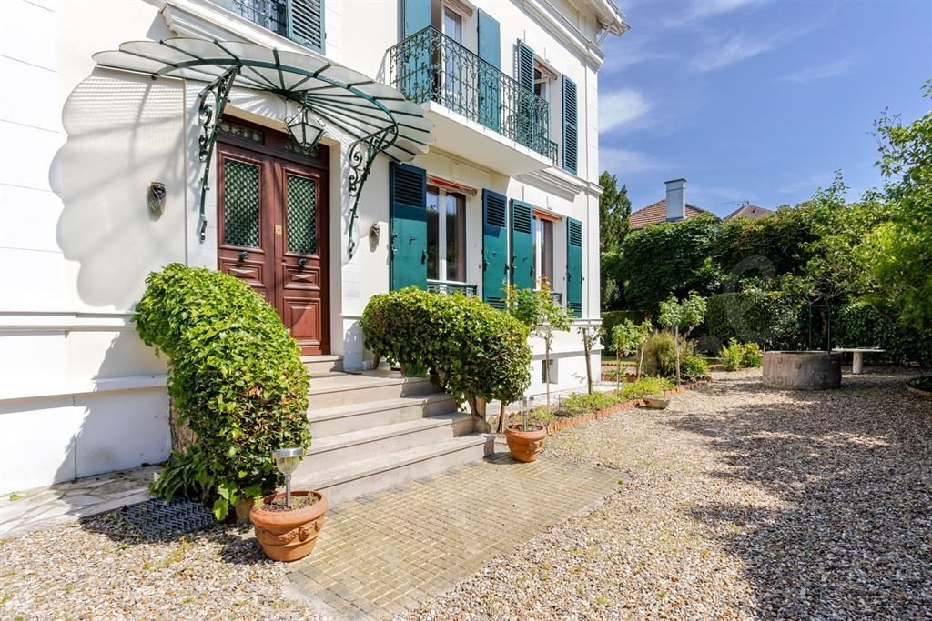 House in Chateau de Vaucresson, Vaucresson, France 2 - 18290924