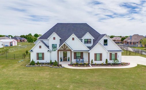 House in Van Alstyne, Texas, United States 1
