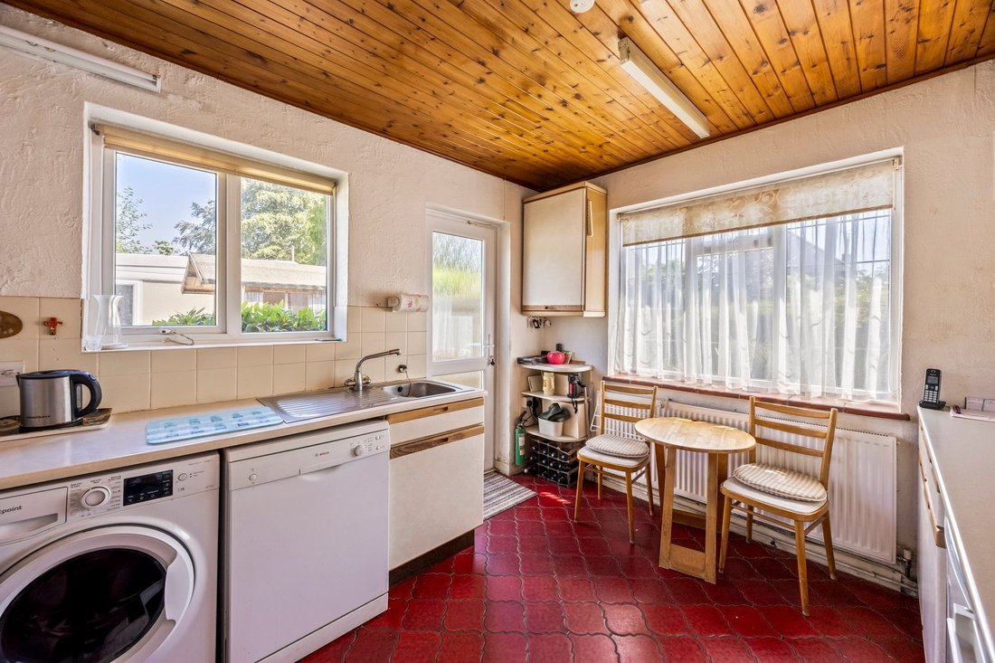 Bungalow in Hurstpierpoint, England 4 - 18291189