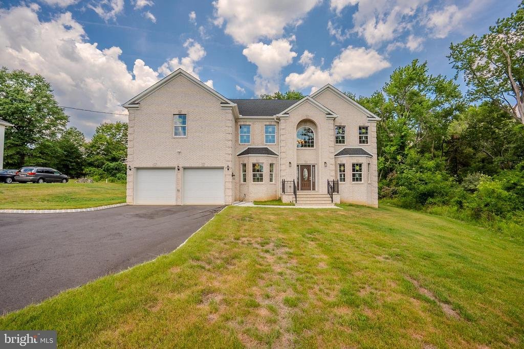House in South Brunswick Township, New Jersey, United States 2 - 18287948