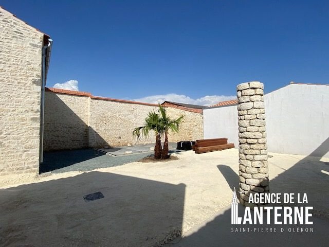 House in Saint-Pierre-d'Oléron, Nouvelle-Aquitaine, France 4 - 18287920