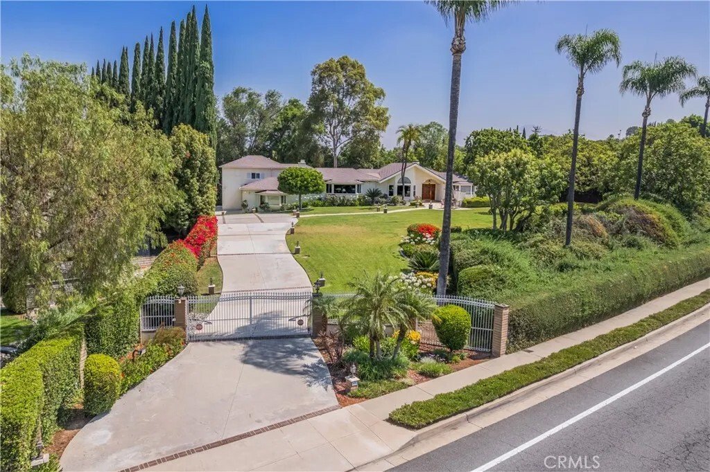 House in Covina, California, United States 2 - 18280813