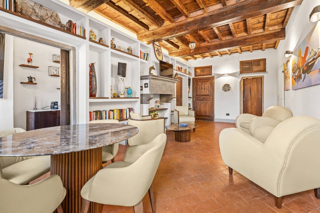 Apartment in Center, Florence, Tuscany 2 - 18287609