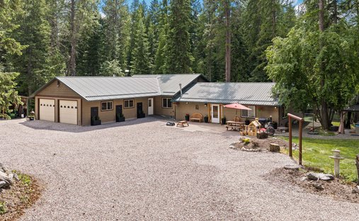 House in Polson, Montana, United States 1