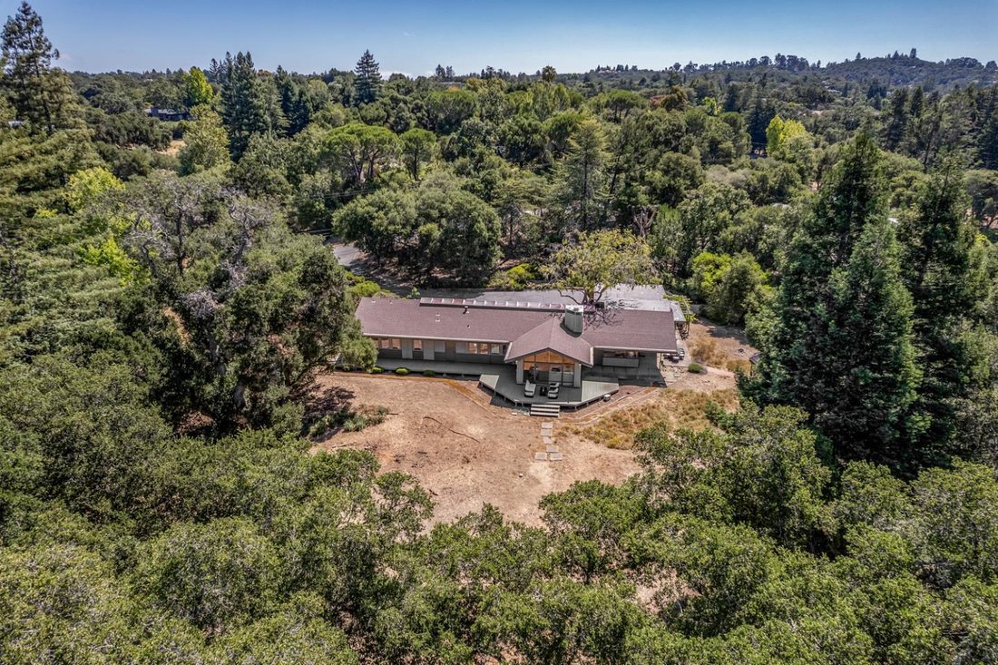 House in Portola Valley, California, United States 1 - 18290089