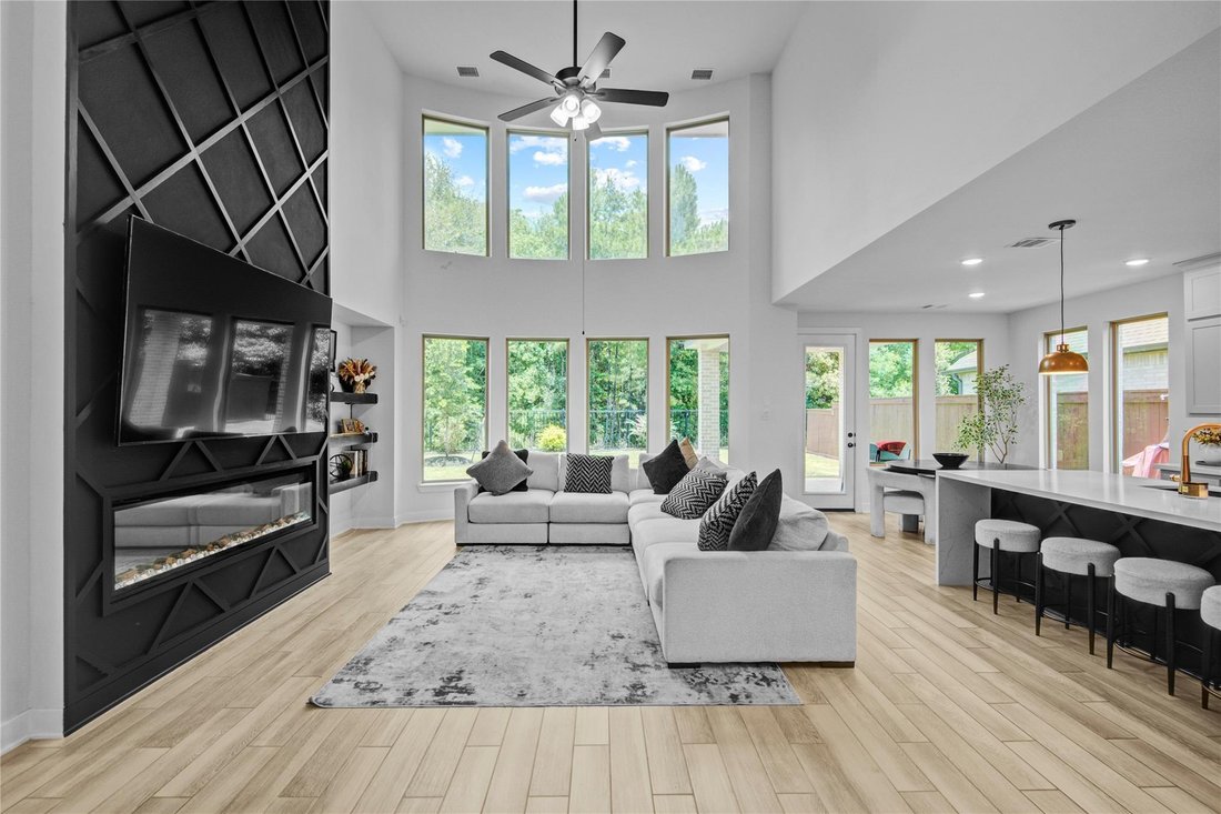 House in New Caney, Texas, United States 3 - 18281046