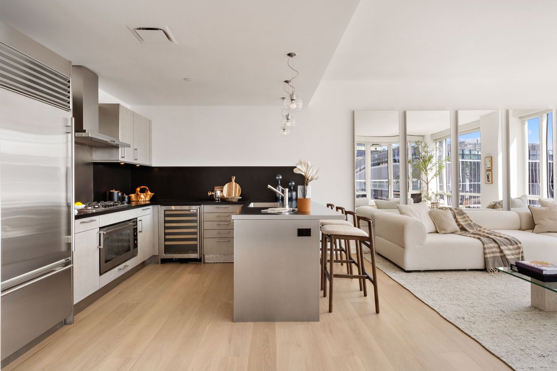 Condo in New York, New York, United States 4 - 18288097