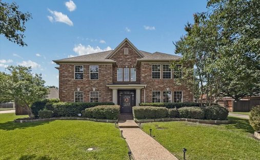 House in Mansfield, Texas, United States 1