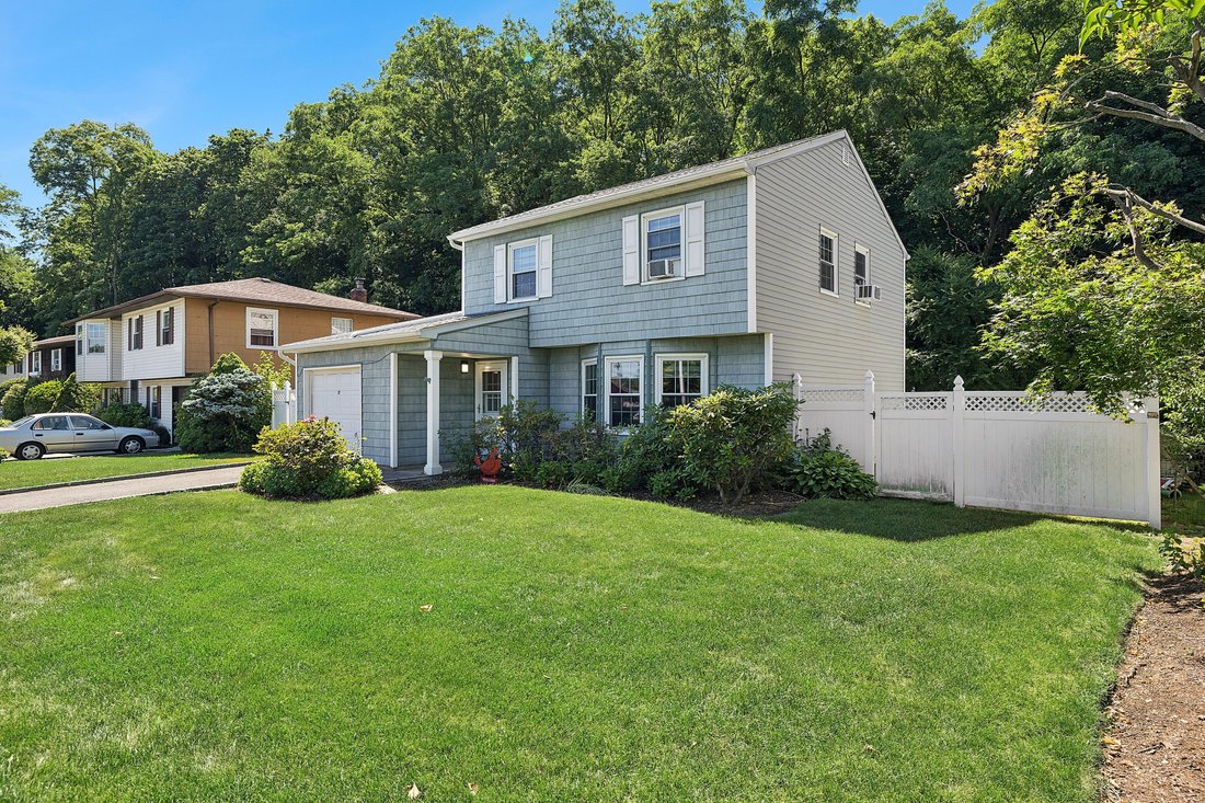 House in Glen Cove, New York, United States 2 - 18270096