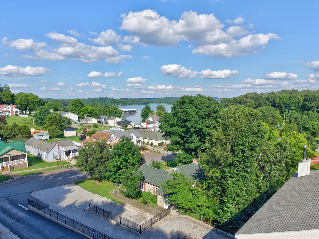 House in Kuttawa, Kentucky, United States 5 - 18285347