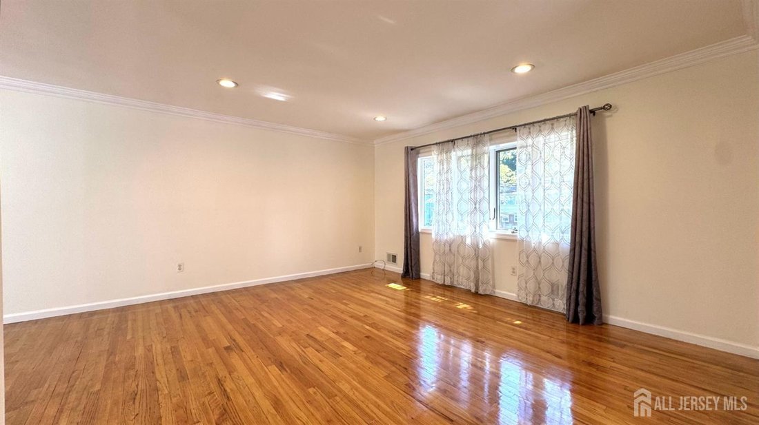 House in Metuchen, New Jersey, United States 5 - 18290075