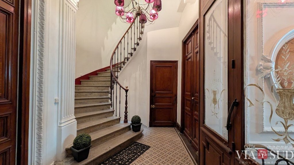 Apartment in Ancien Hôpital, Beziers, France 3 - 18285147