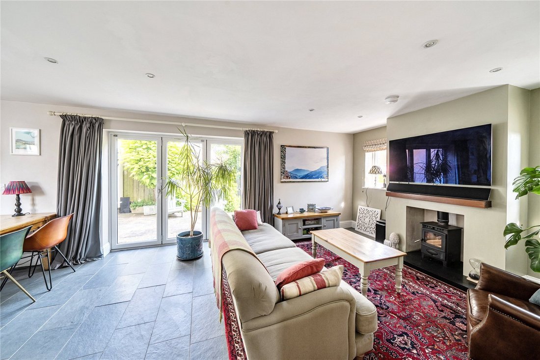 House in Yeovil, England 3 - 18295587