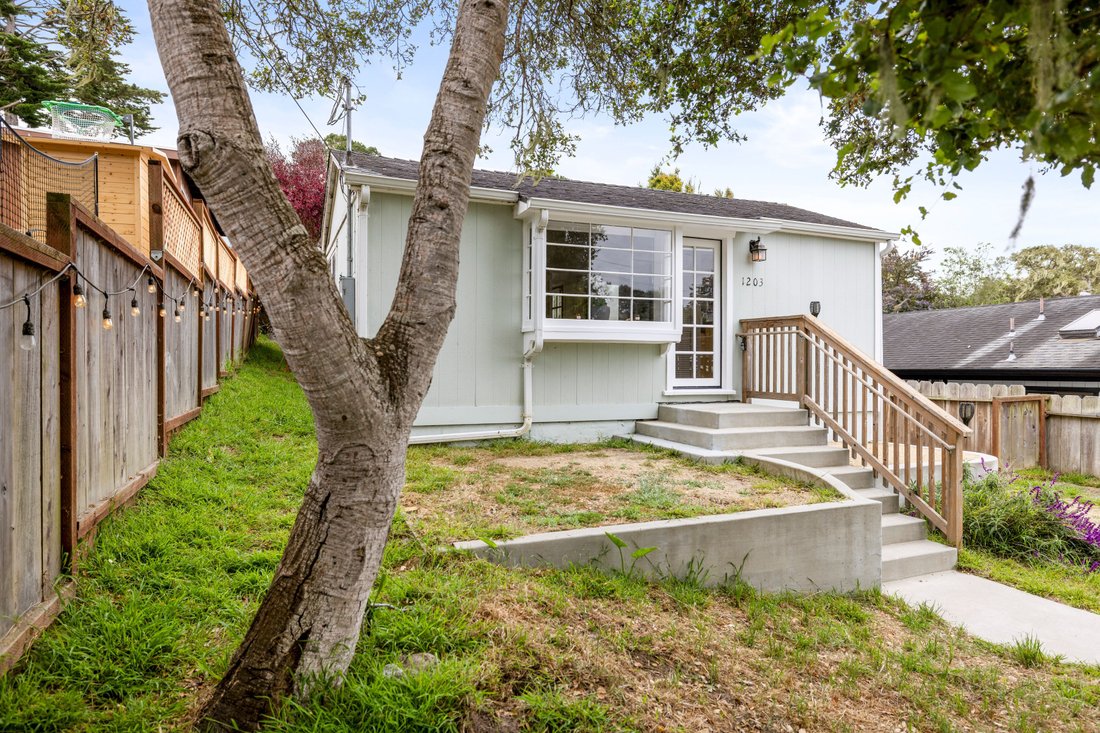 House in Pacific Grove, California, United States 1 - 18281931