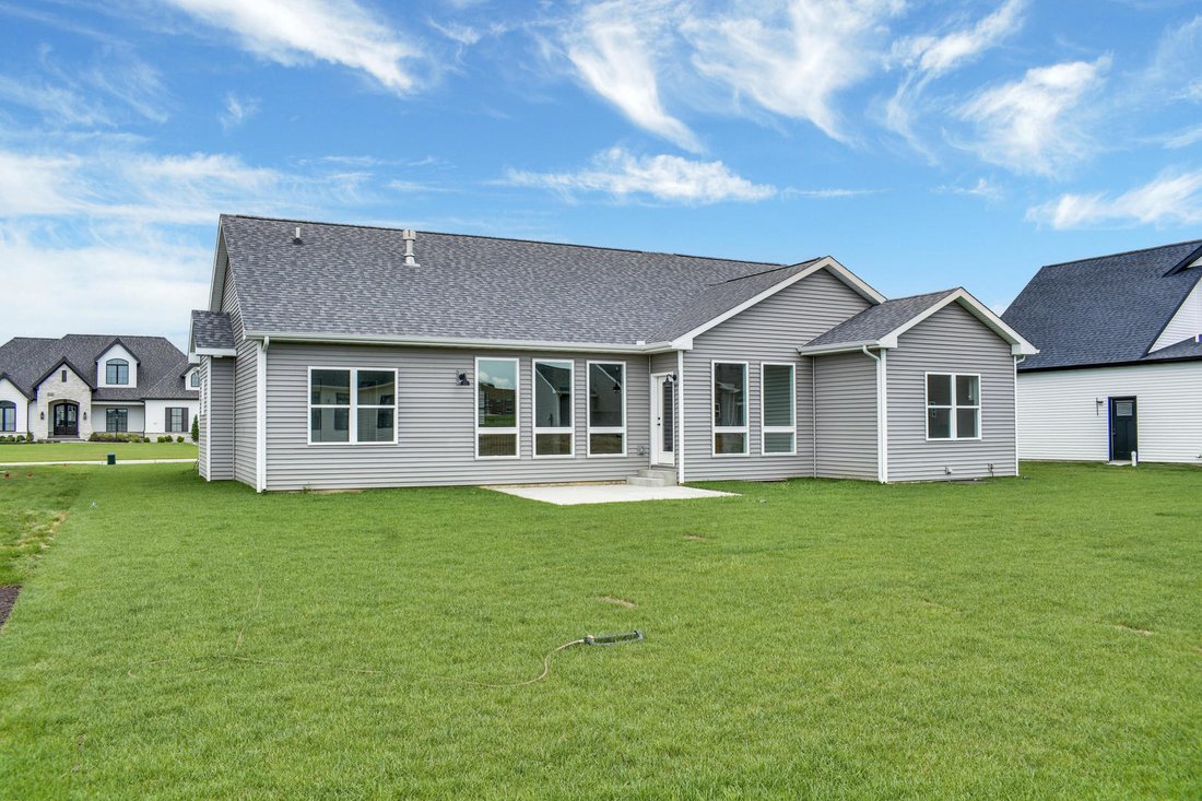 House in Mahomet, Illinois, United States 3 - 17632448