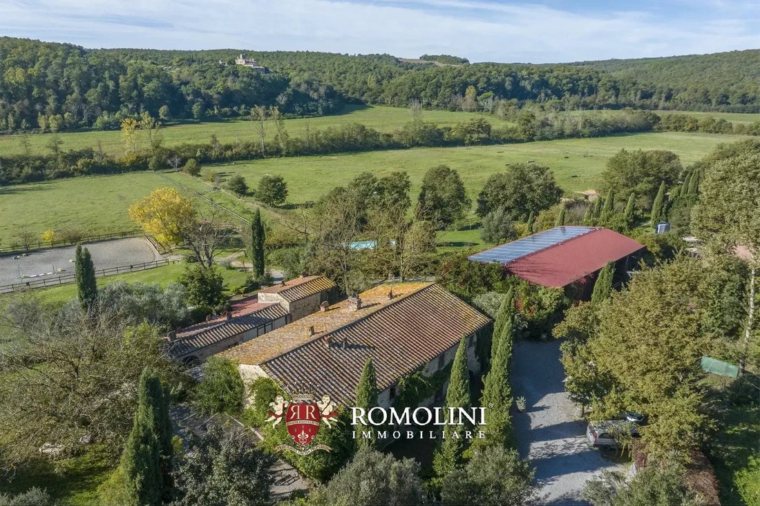 Farm Ranch in Historic Center, Siena, Tuscany 3 - 16779300