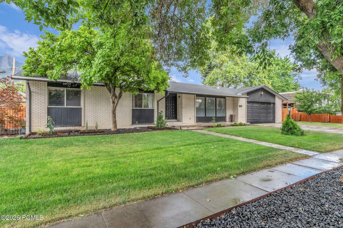 House in Cottonwood Heights, Utah, United States 1 - 18293993
