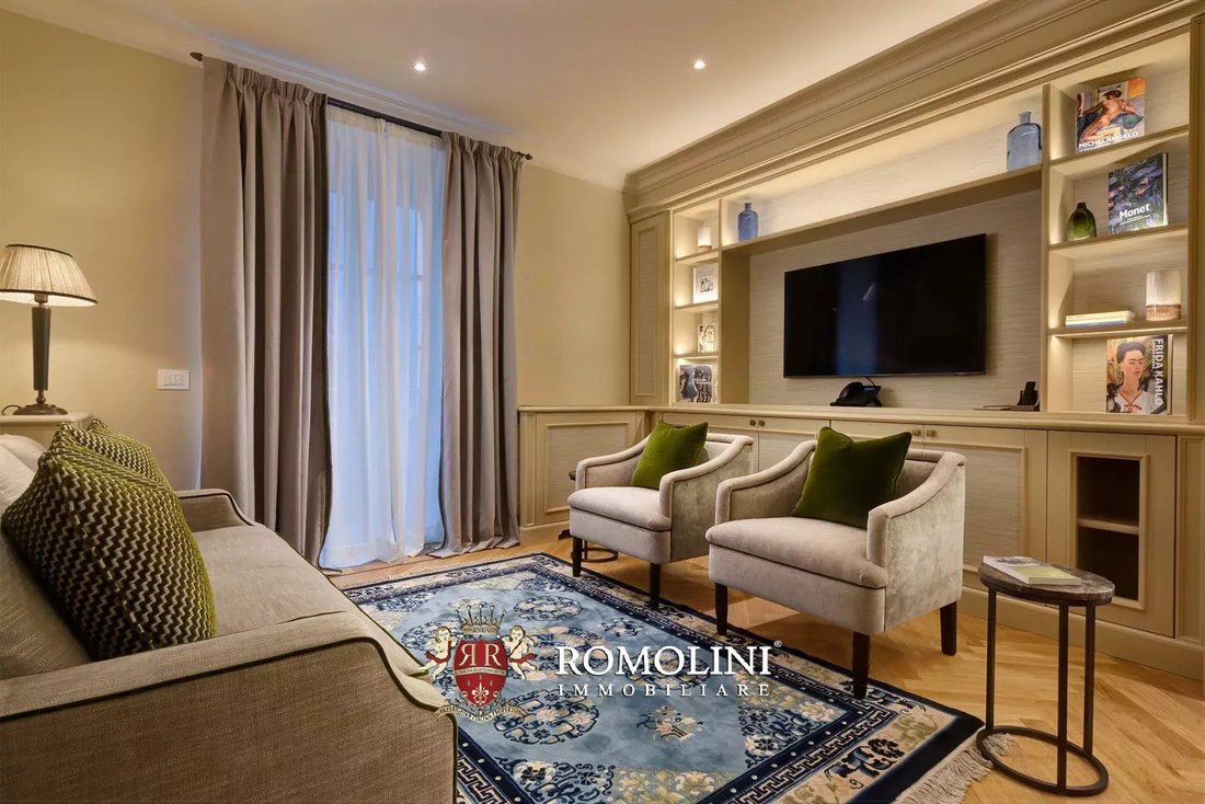 Apartment in Center, Florence, Tuscany 4 - 15665220
