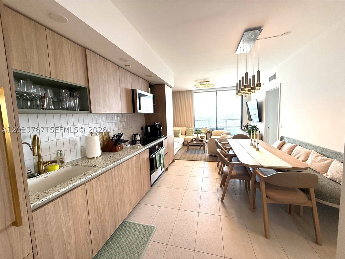 Condo in Miami, Florida, United States 4 - 17975067