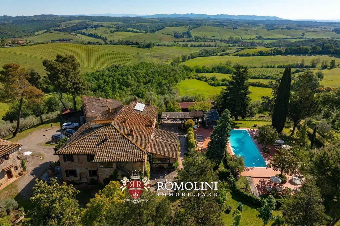 Farm Ranch in Historic Center, Siena, Tuscany 5 - 15663184