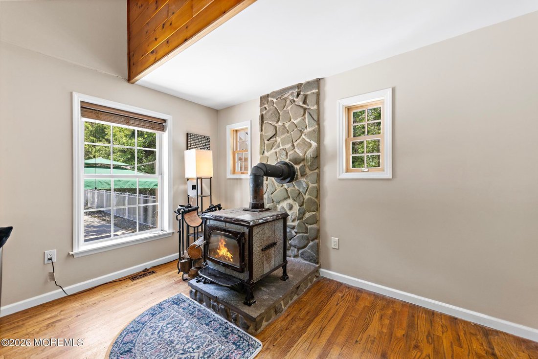 House in Barnegat Township, New Jersey, United States 4 - 18283897