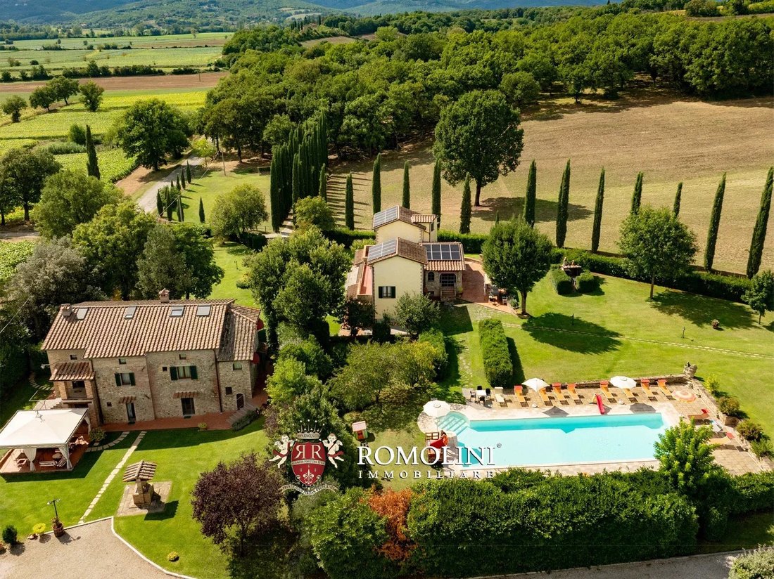Villa in Citerna, Umbria, Italy 1 - 15665289