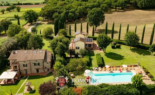 Villa in Citerna, Umbria, Italy 1