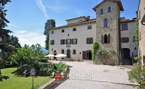 Villa in Capolona, Tuscany, Italy 1