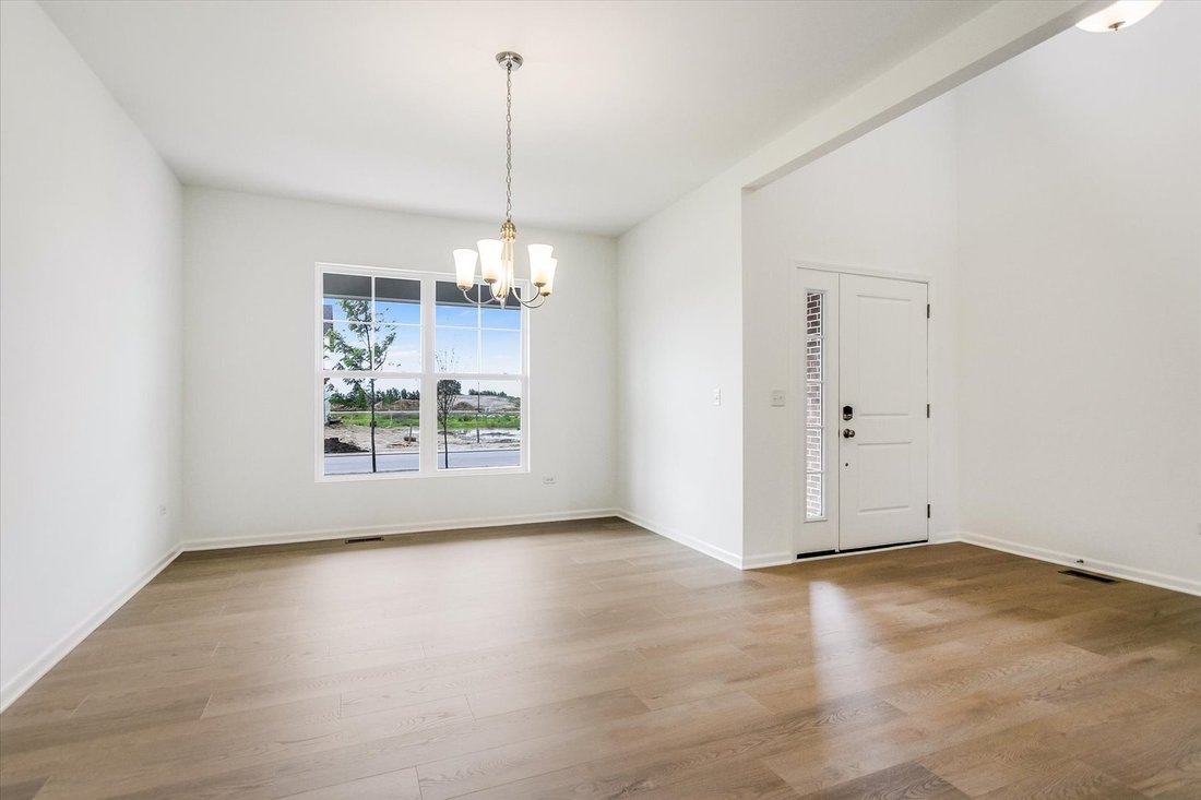 House in Oswego, Illinois, United States 2 - 18078904