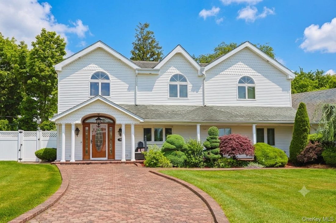 House in Levittown, New York, United States 1 - 18280170
