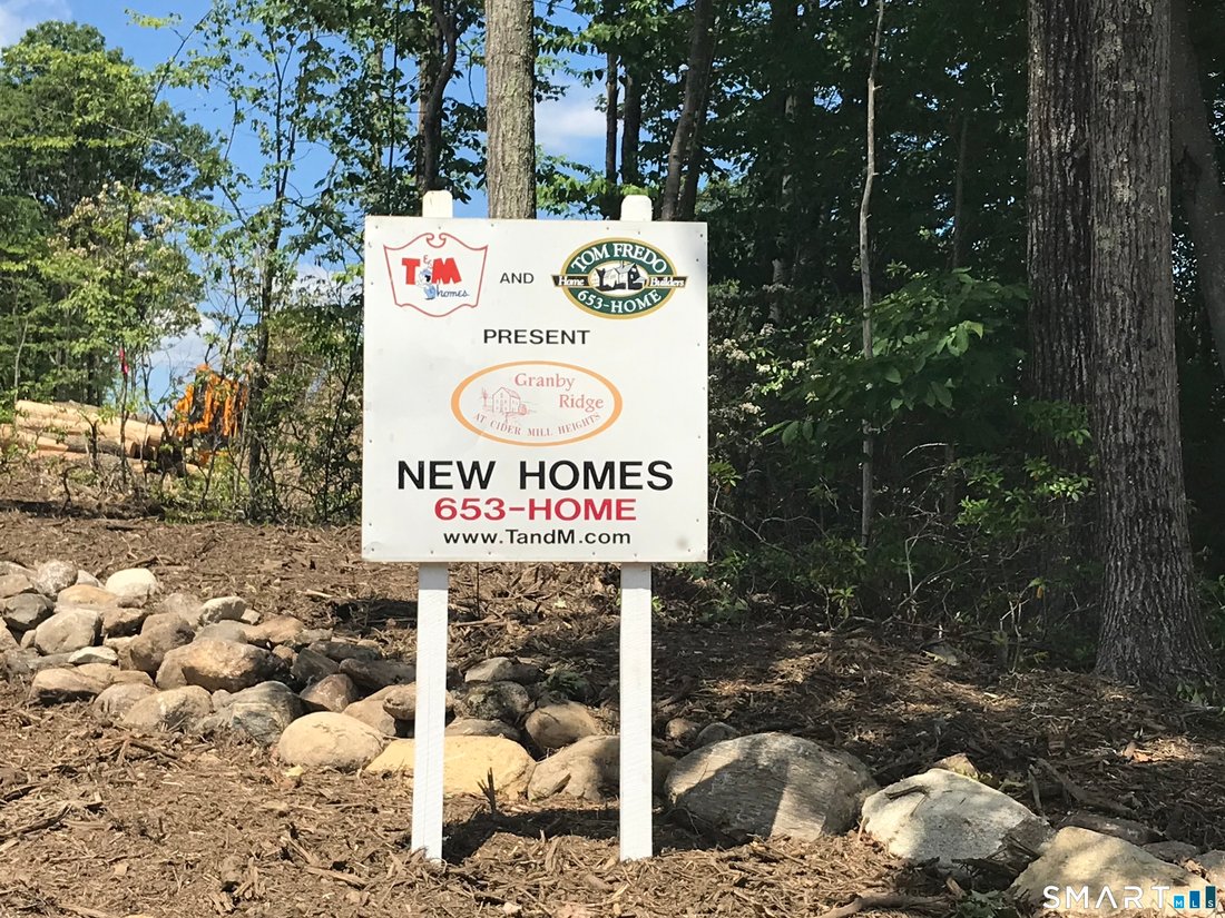 House in Granby, Connecticut, United States 2 - 18288216